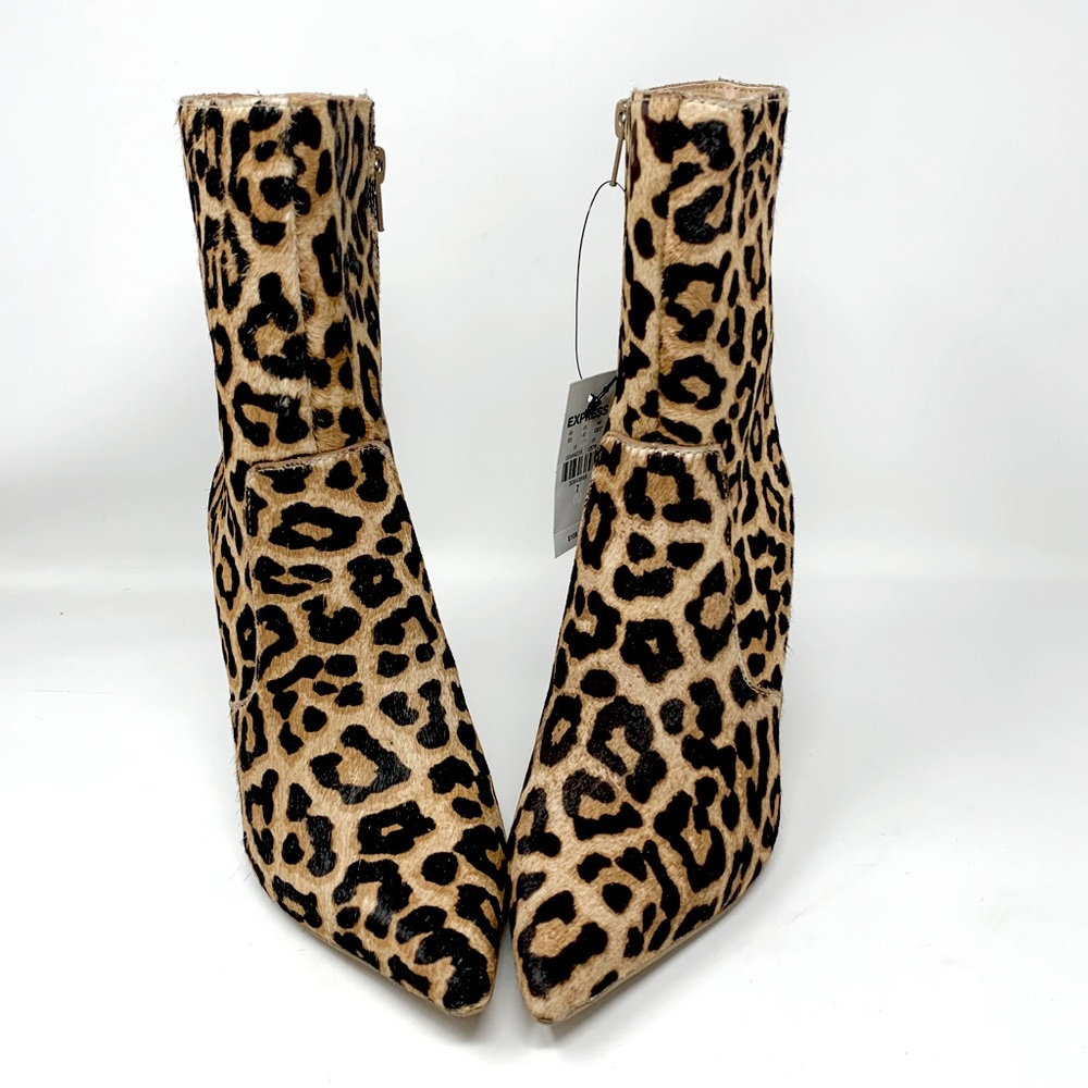 NWT $108 Express Genuine Calf Hair Leopard Side Zip Pointed Toe Ankle Boots 7 - Picture 2 of 10